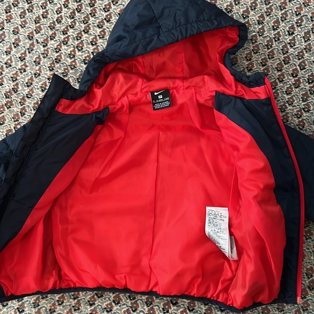 EUC Nike Kids' Navy Blue and Red Full Zip Puffer Jacket Size 3T
